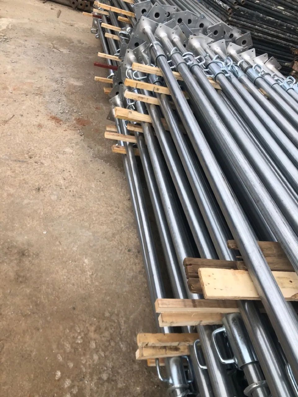 Escoras Metálicas 3,20M - Foto 2