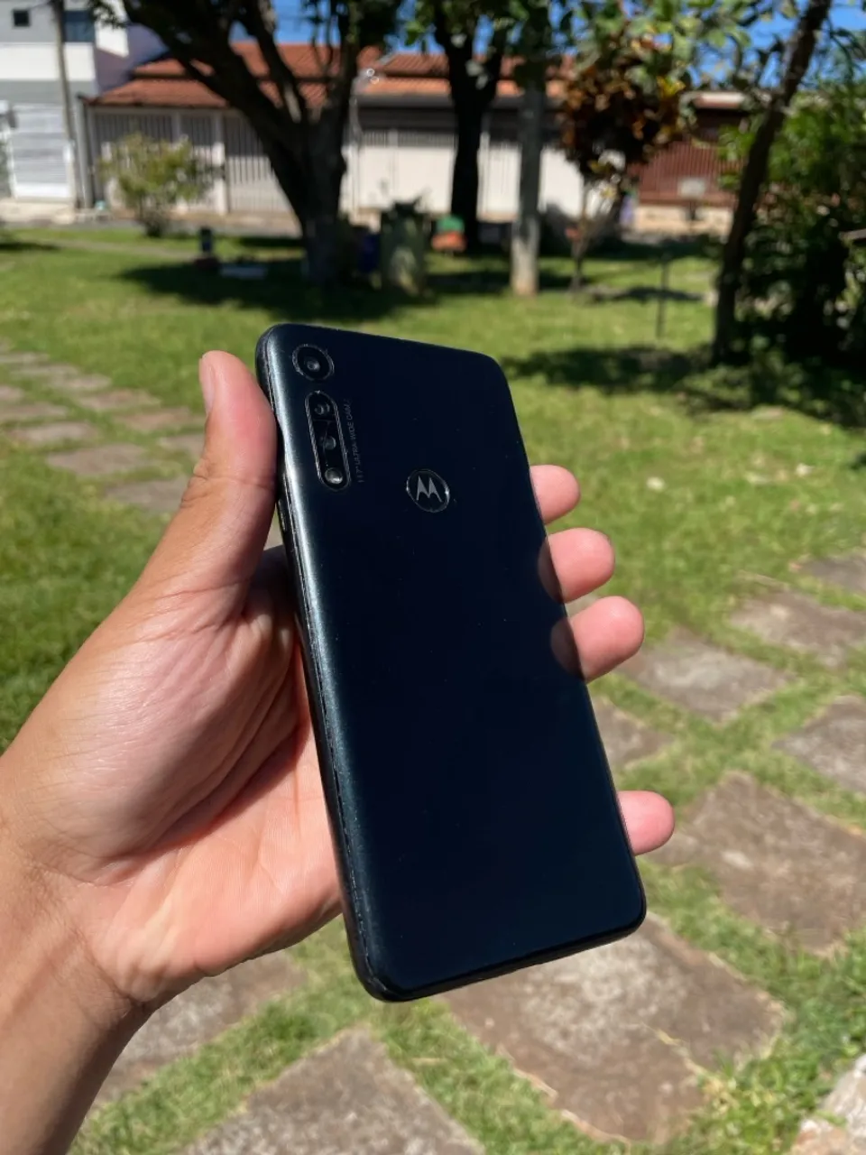 VENDO CELULAR MOTO G8 PLAY ? R$300