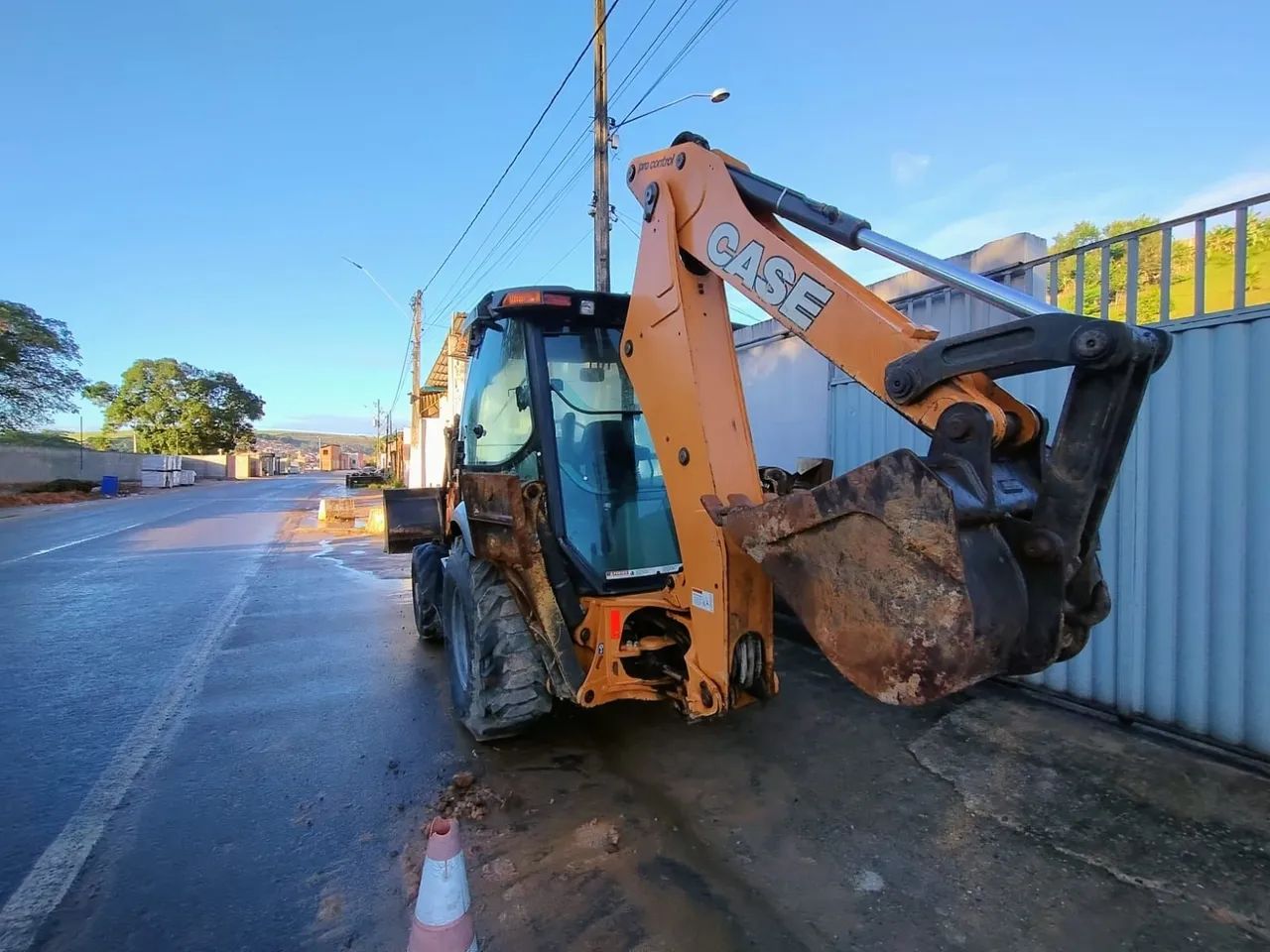 Caminhão Case 580N - Pronta para o Trabalho - Foto 2