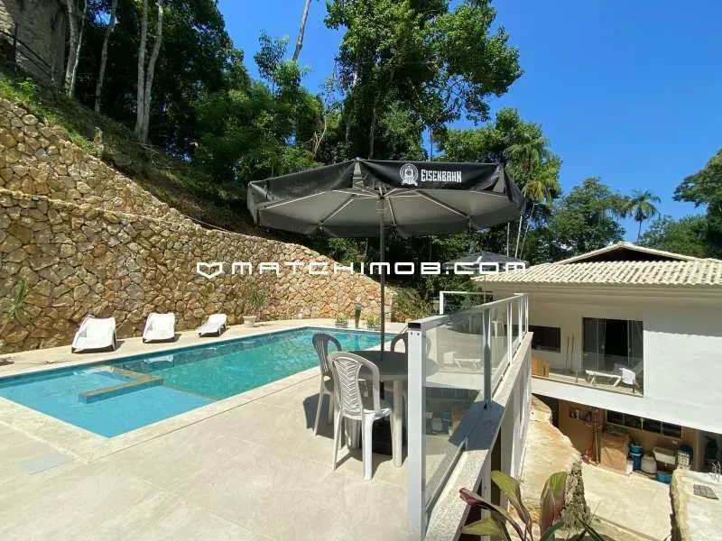 Condominio Portogalo em Angra dos Reis