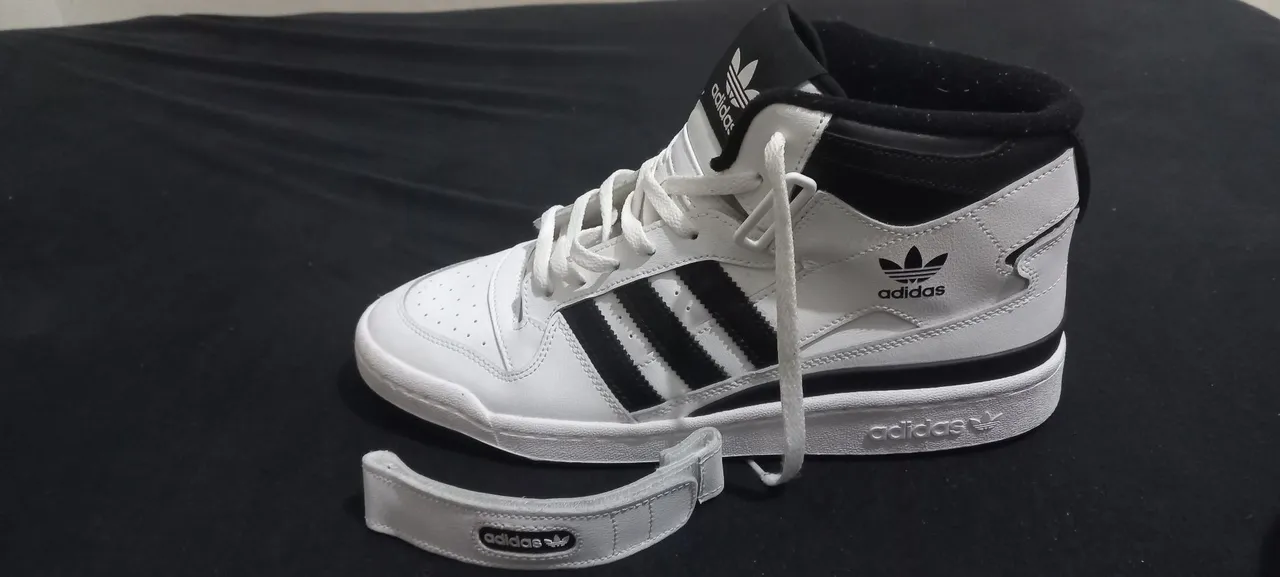 Adidas Forum Mid - Branco e Preto