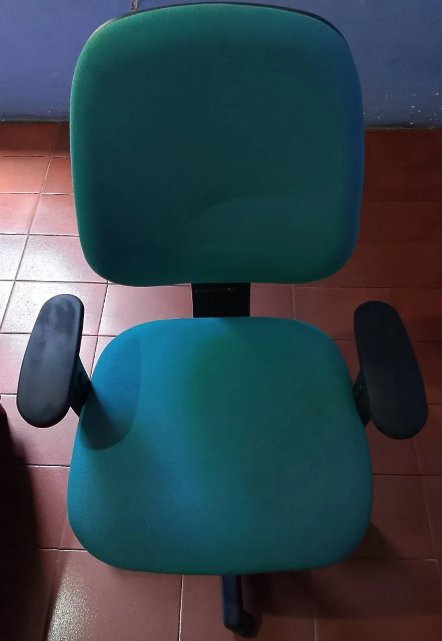 Cadeira de Escritório Ergonômica Azul