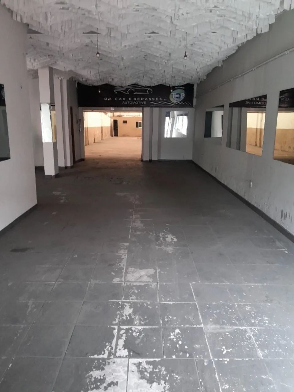 Ampla Loja em Valqueire - Estrada Intendente Magalhães  - Foto 4