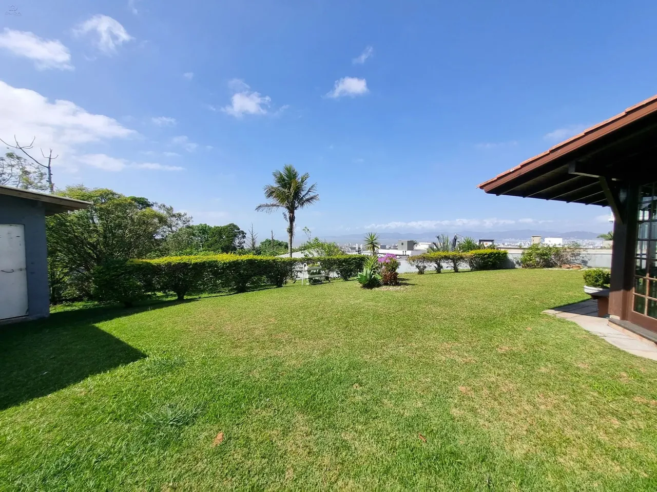 CASA 4 dormitorios 307M² BOSQUE DAS MANSÕES