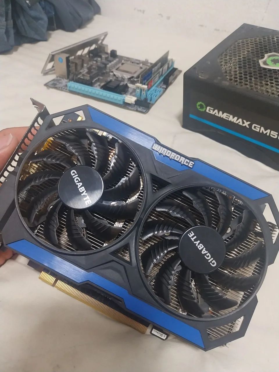 Placa de Vídeo Gigabyte GeForce GTX 960 2GB