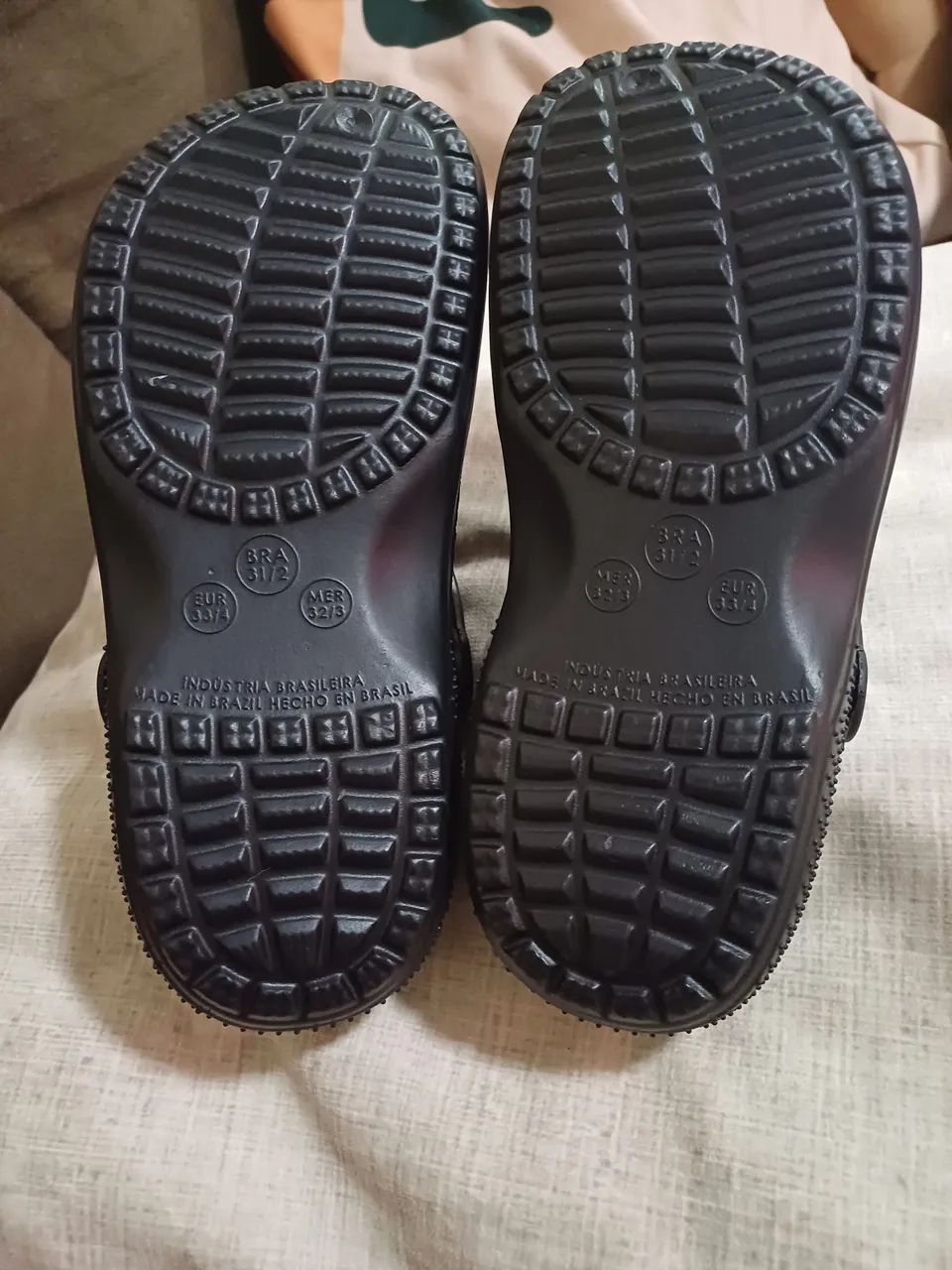 Sandálias Crocs Infantil - Tamanho 31 - Foto 2