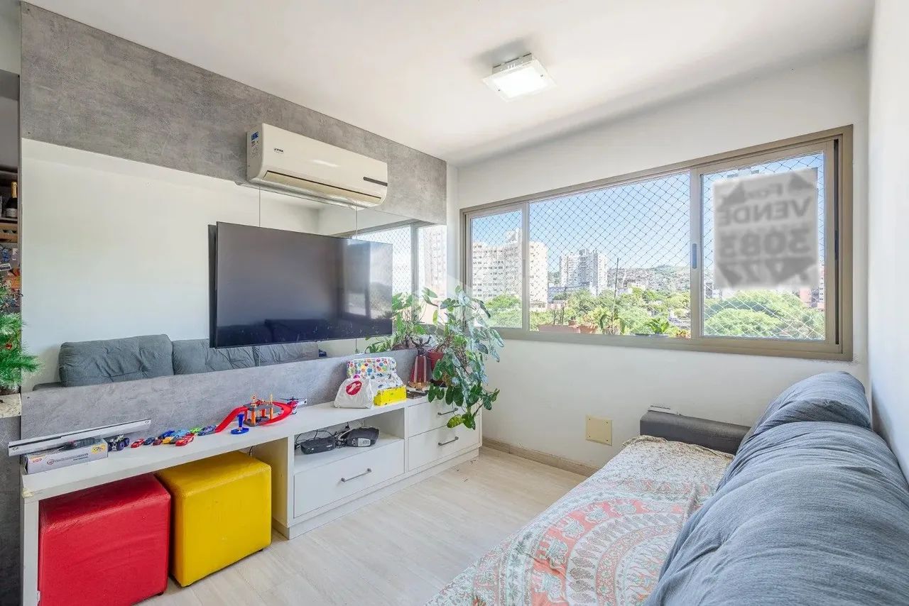 Apartamento 2 dormitórios San Francesco.