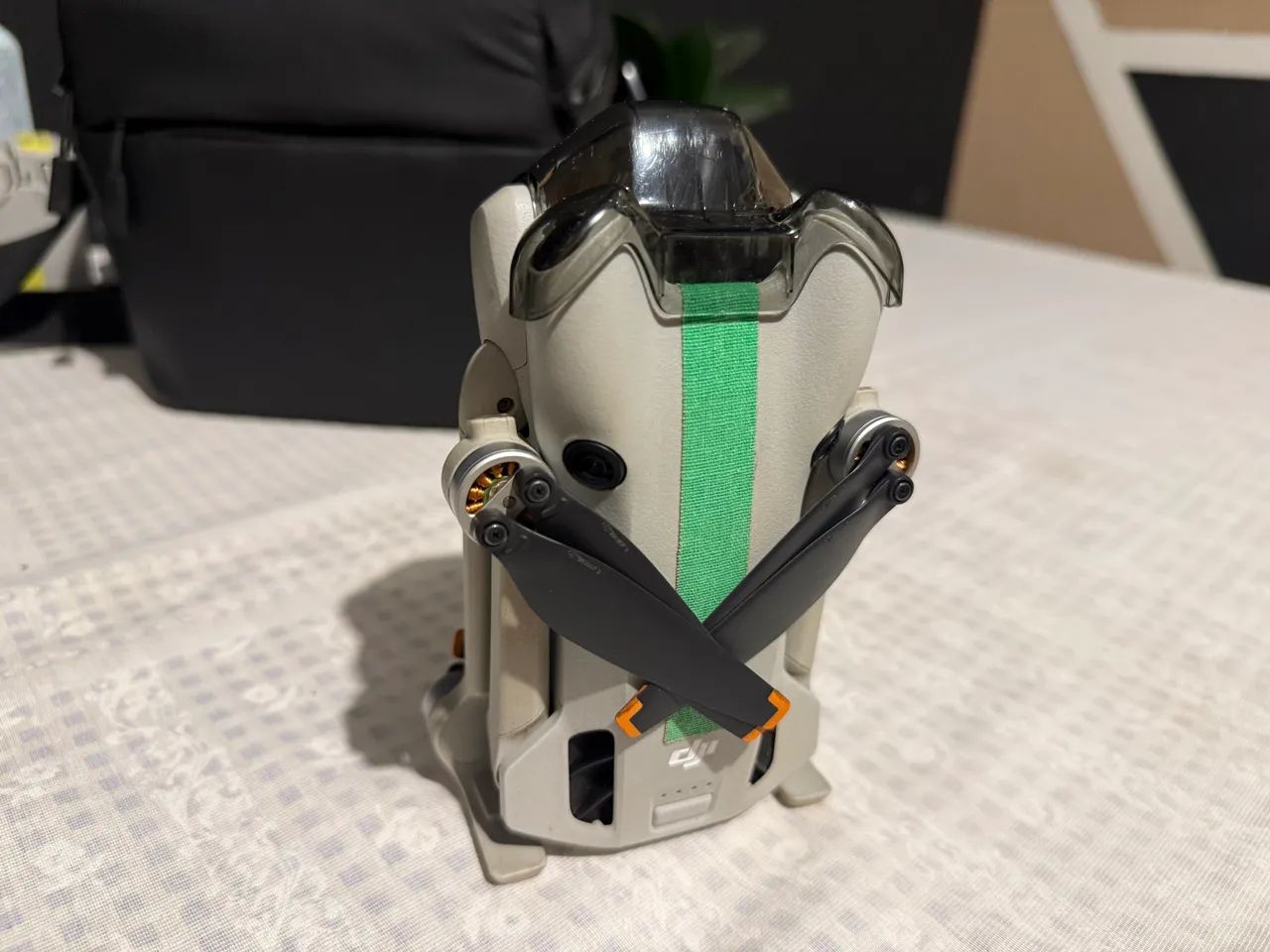 Vende-se Drone DJI Mini 4 Pro - Kit Completo (Fly More Combo) - Foto 2