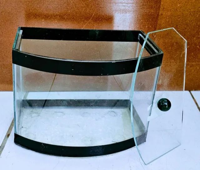 Beteira Curva Pequena Aquário Peixe Betas - 15cm x 20cm x 12cm - litros 1,4 - Foto 2