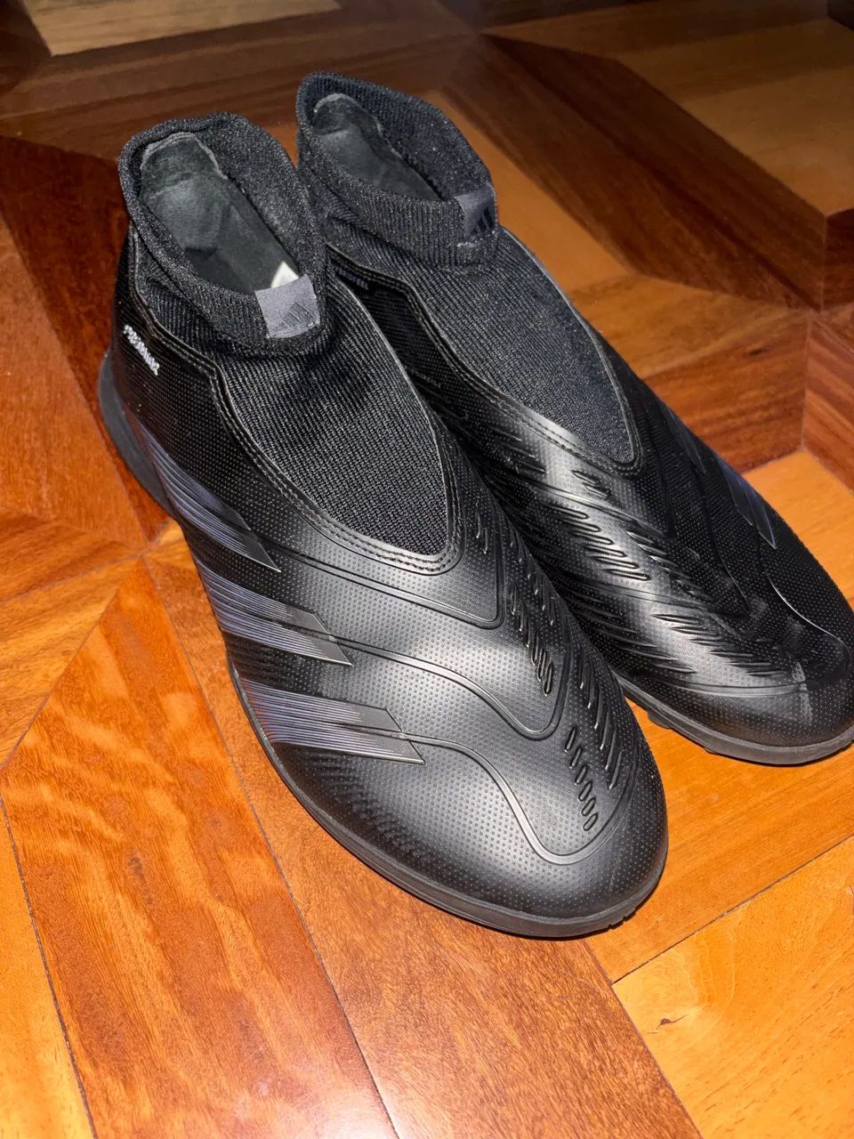 Chuteira Adidas Predator Society Preta - Foto 3