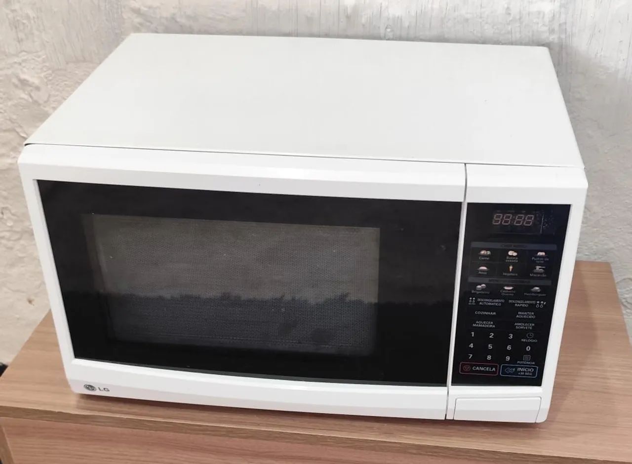 Micro-ondas LG branco em ótimo estado 28l (Garantia de 180 dias e entrega grátis)