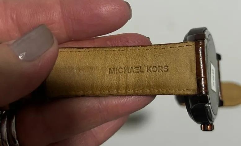 Relógio Michael Kors pulseira de couro - Foto 5