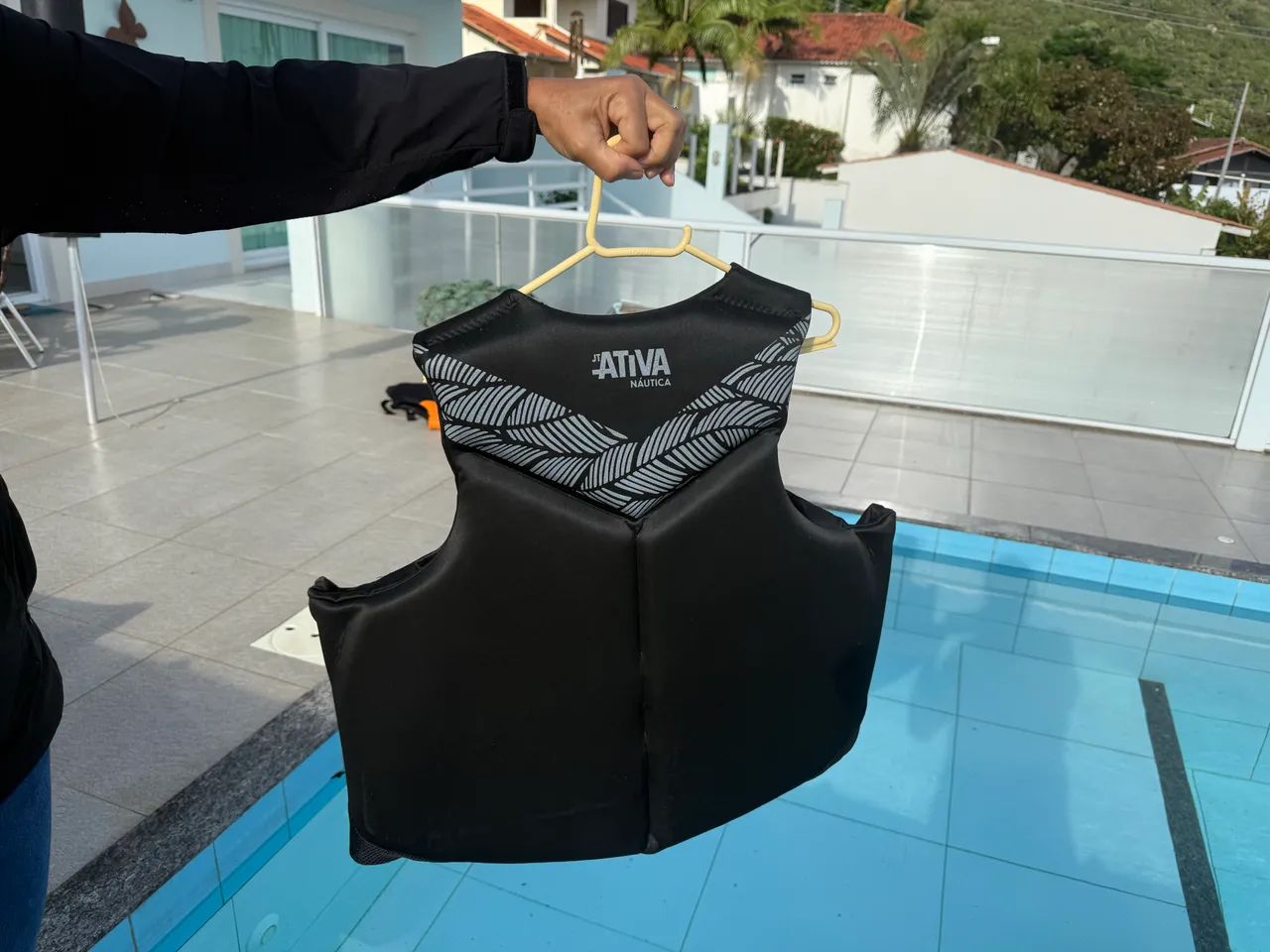 Vendo colete salva-vidas para jetski  - Foto 2