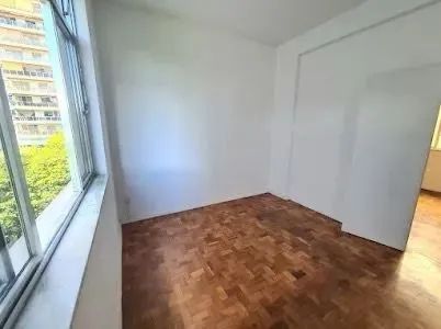 Quarto e sala de fundos em Botafogo - Foto 5