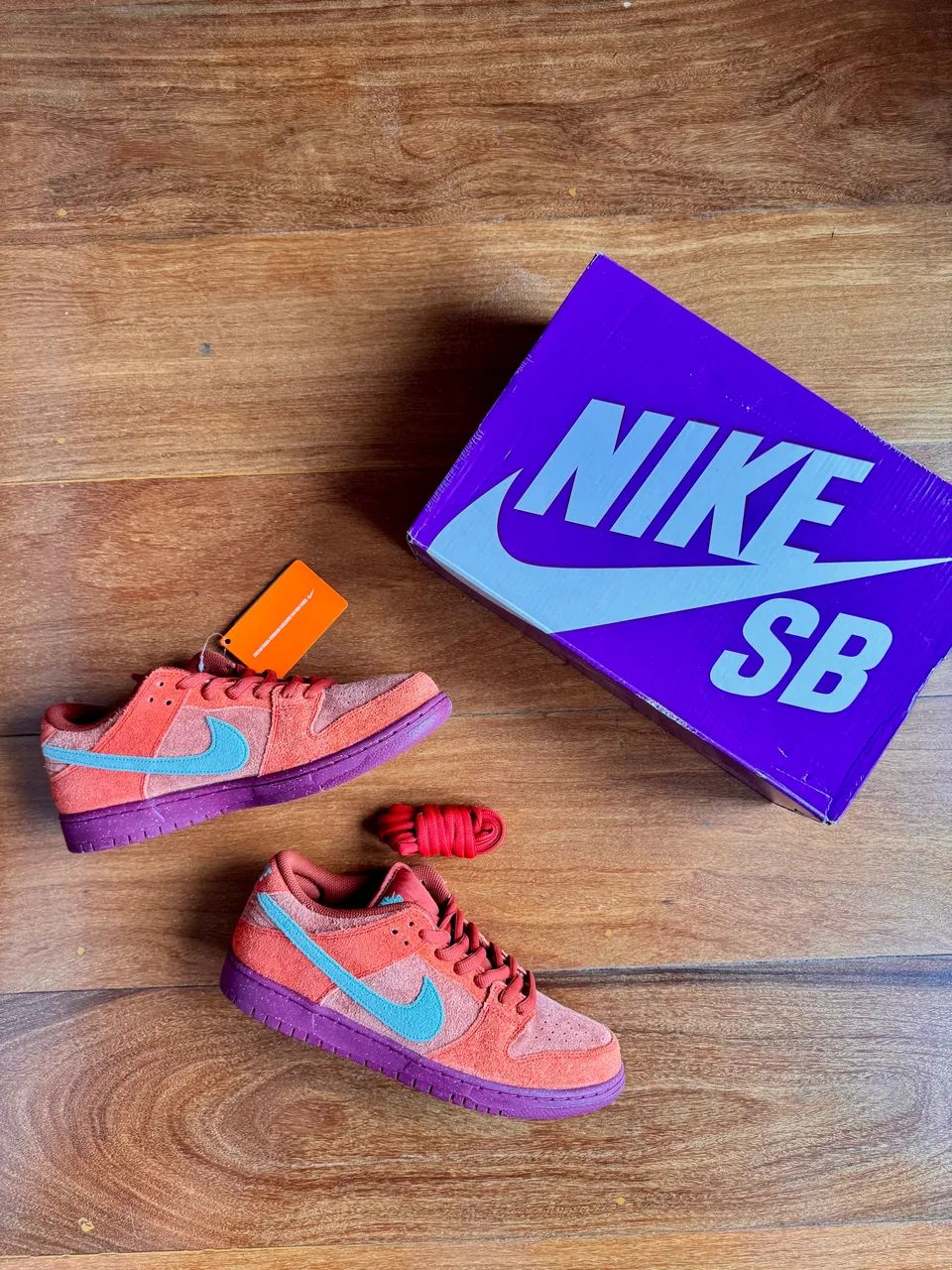 Nike SB Dunk Low - Mystic Red - Original - Número 42