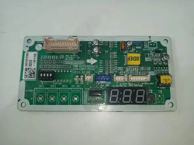 Placa para Condensadora - LG (EBR *)