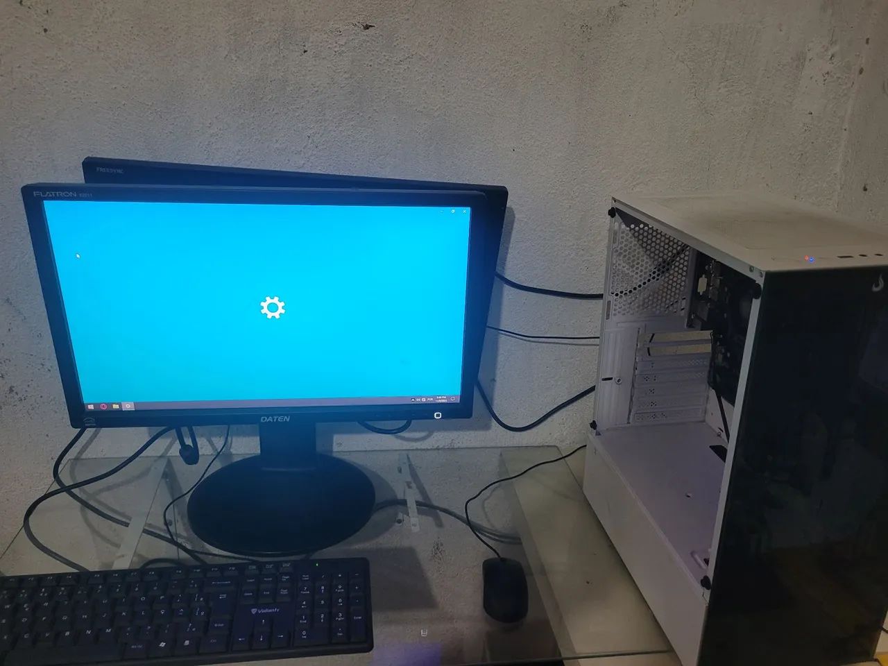 PC gamer amd a8 6500b placa de vídeo hd8570D 12gb Só hoje 1500$ Zap: + * - Foto 4