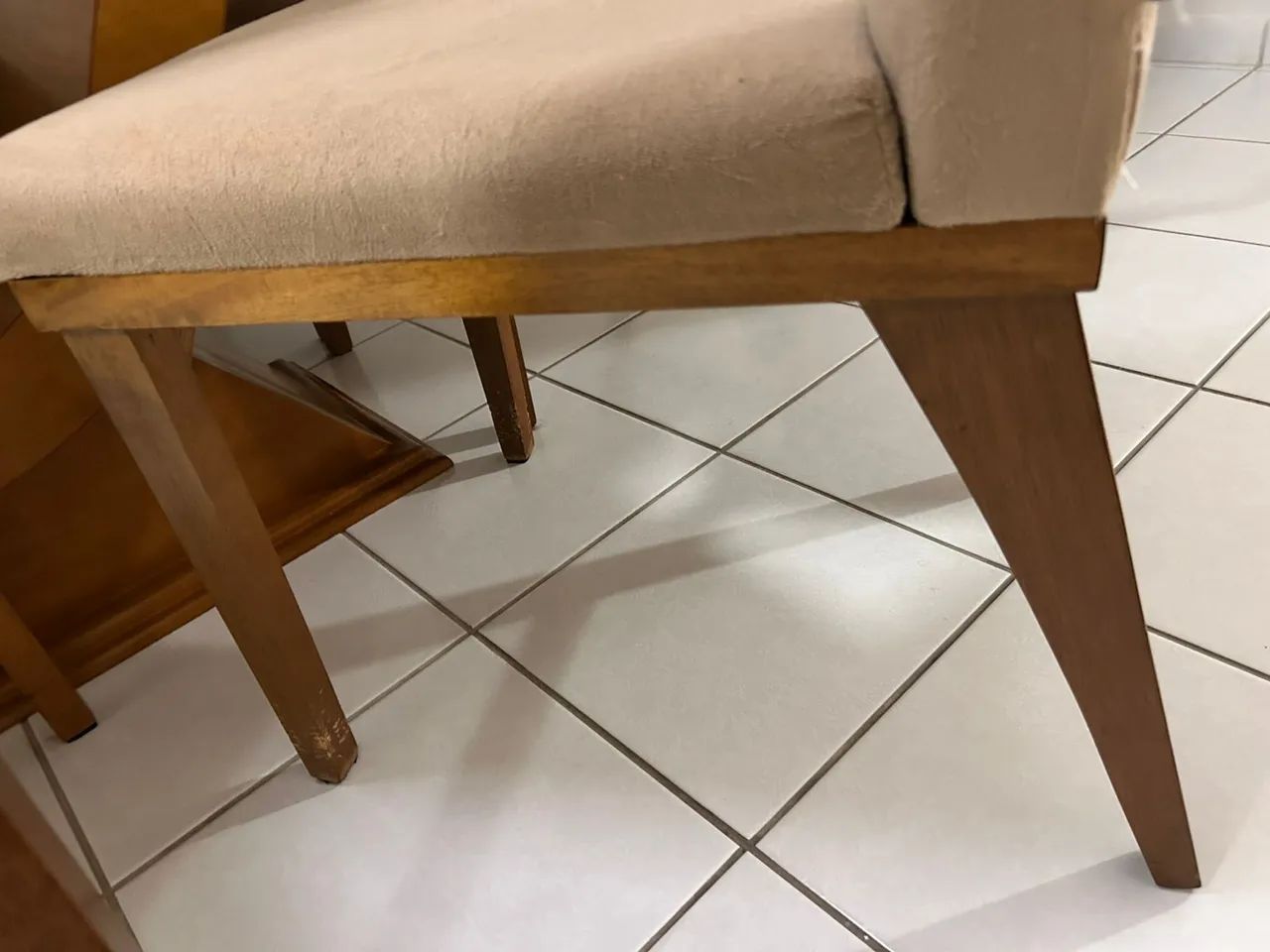 Mesa jantar 6 lugares  90 x 18064842835766657123