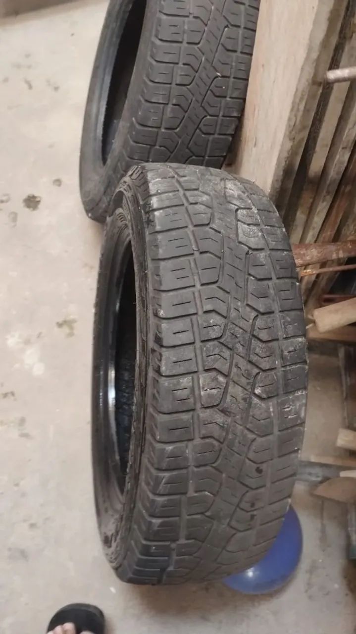 2 pneus semi novo pirelli aro 16