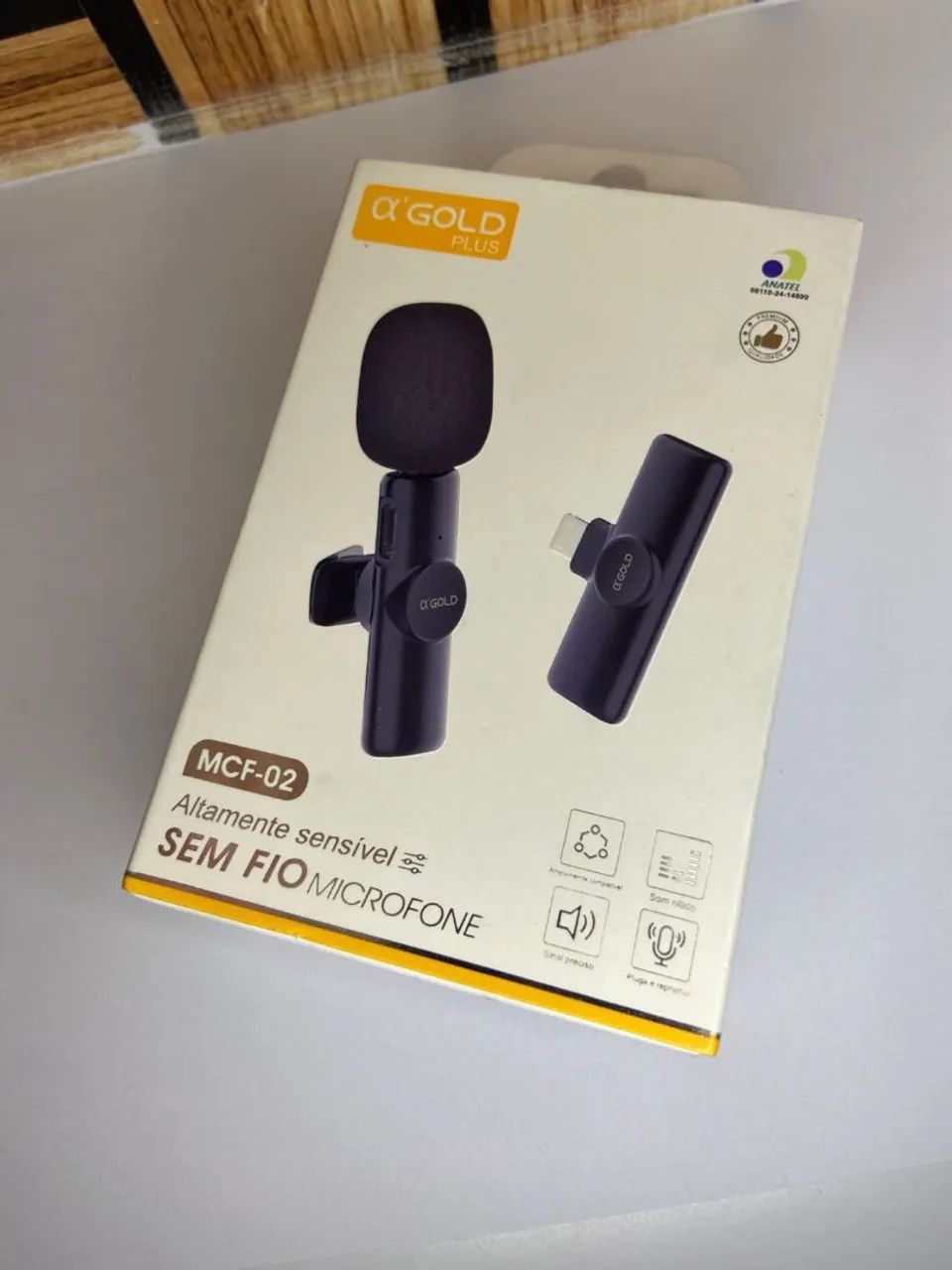 *Lapel Microphone with USB-C Connector MCF-02 A? Gold*64407621221250122