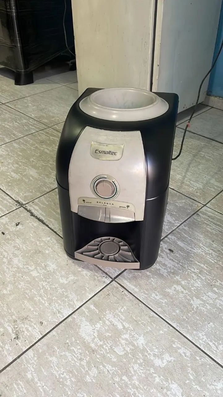 Gelagua de mesa 