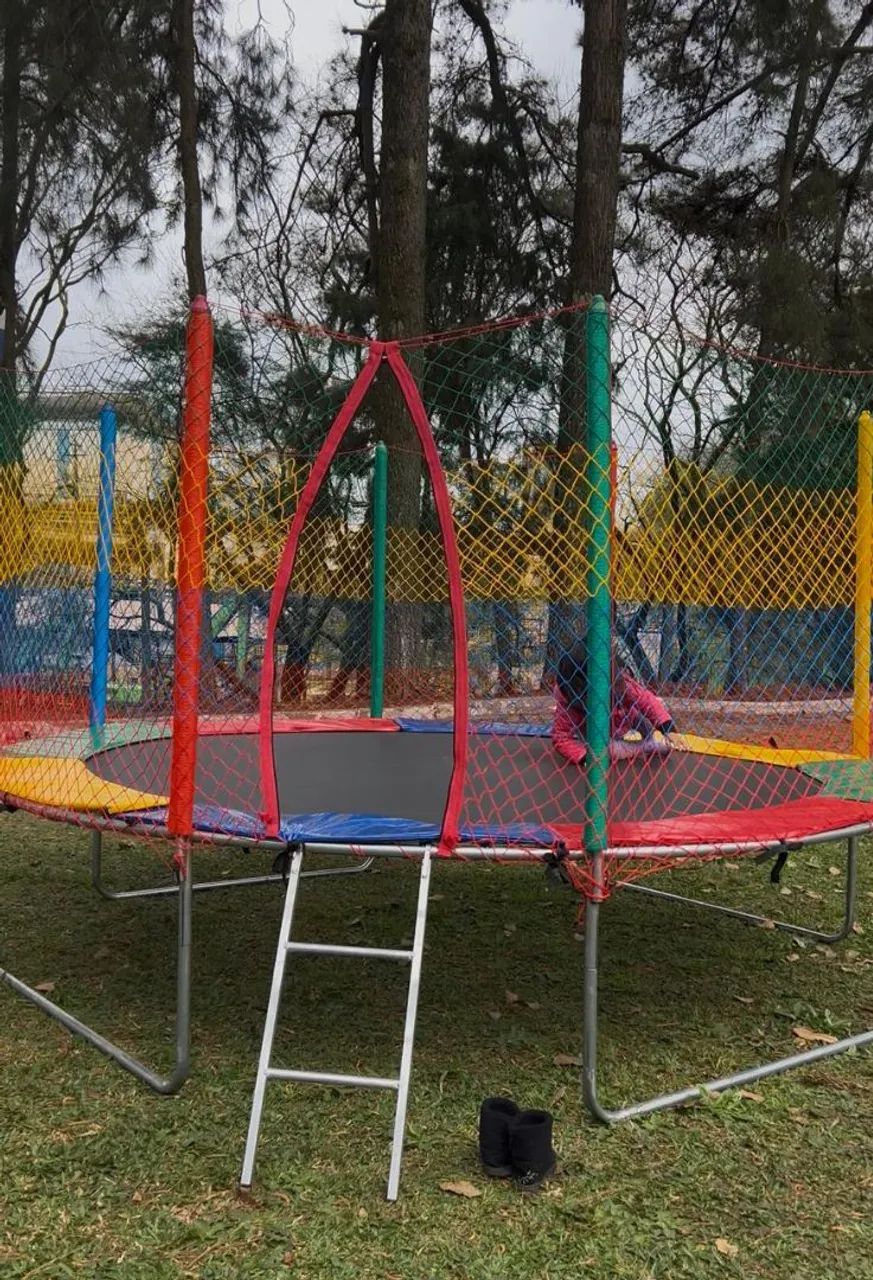 Locação de cama Elástica e Piscina de Bolinhas - Foto 2