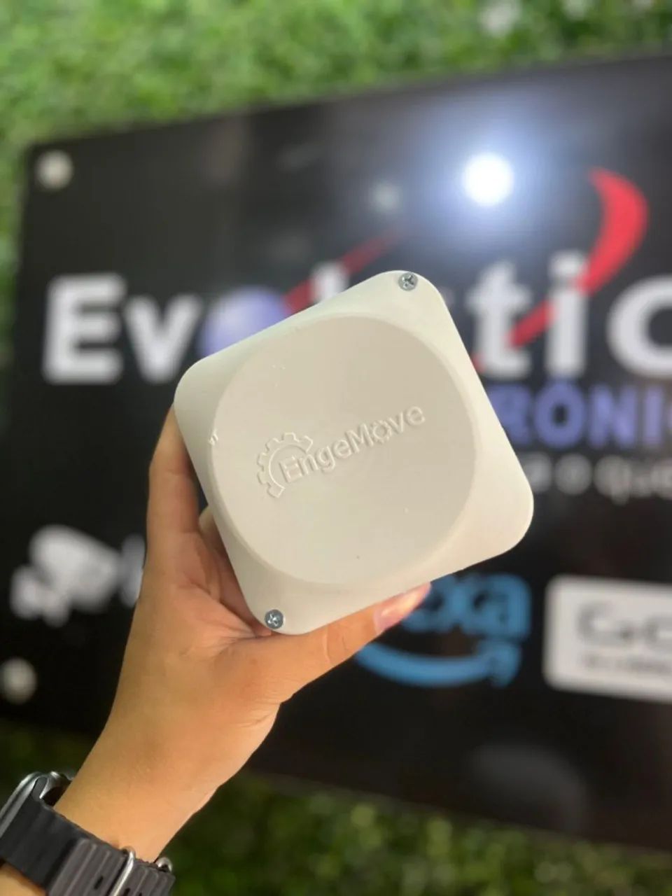Caixa de Proteção Para Fonte da Câmera - ENGEMOVE