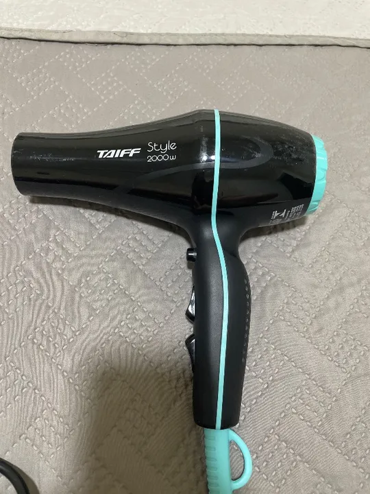 Secador de cabelo