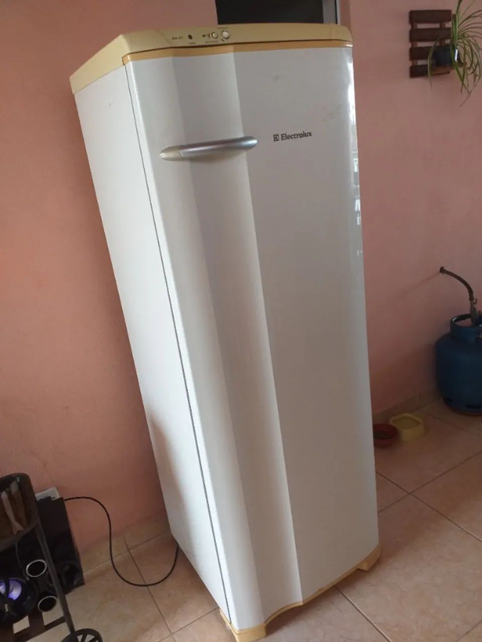 Vendo geladeira Electrolux barato.  - Foto 3