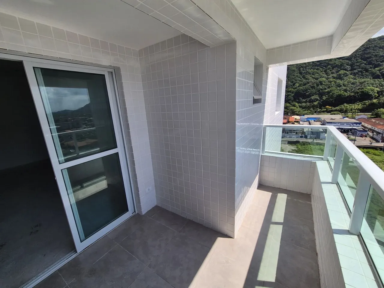 Apartamento 02 dormitórios, vista ao mar, Mongaguá