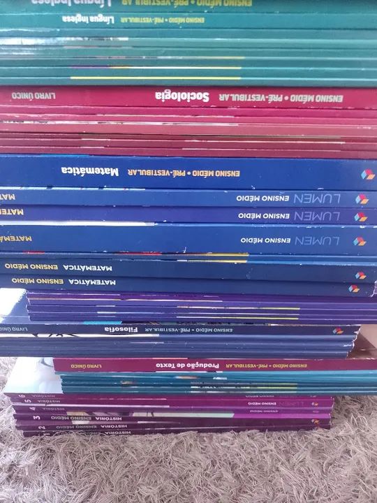 Kit Completo de Livros Escolares - Ensino Médio - Foto 4