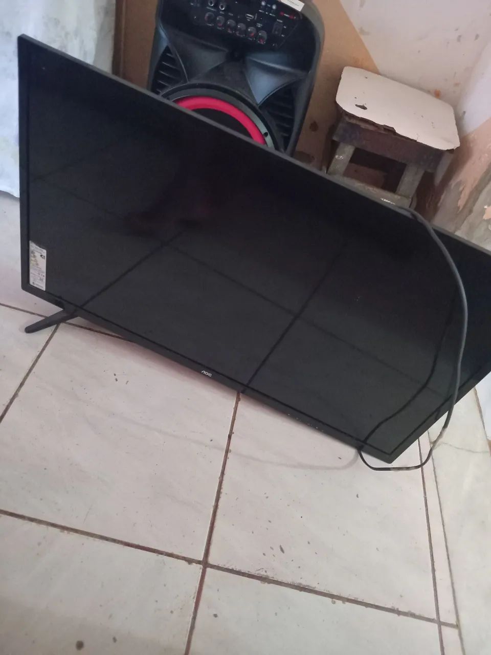 Vendo TV aoc ela tá com imagem azul valor 200