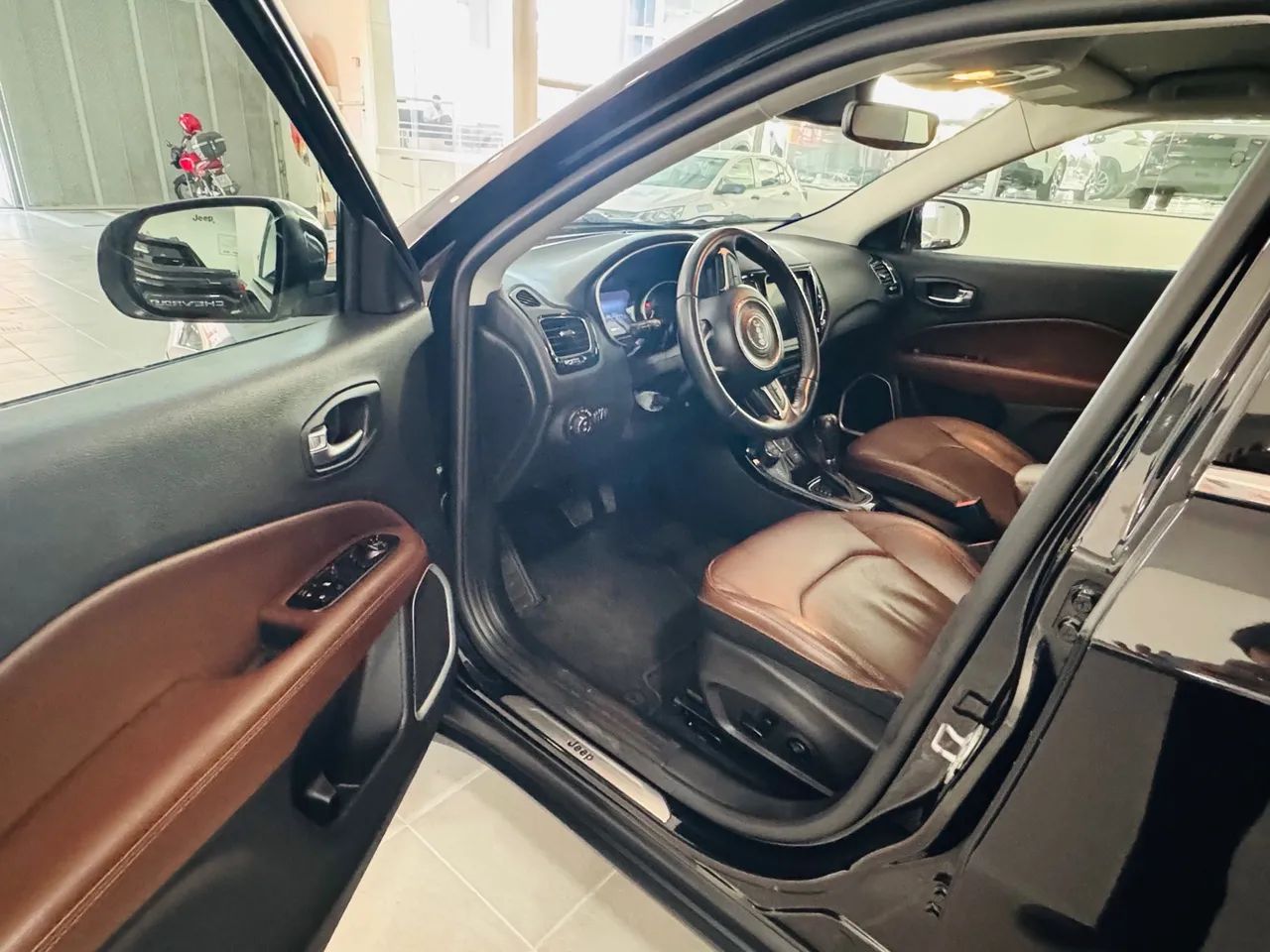 COMPASS LIMITED  - Foto 4