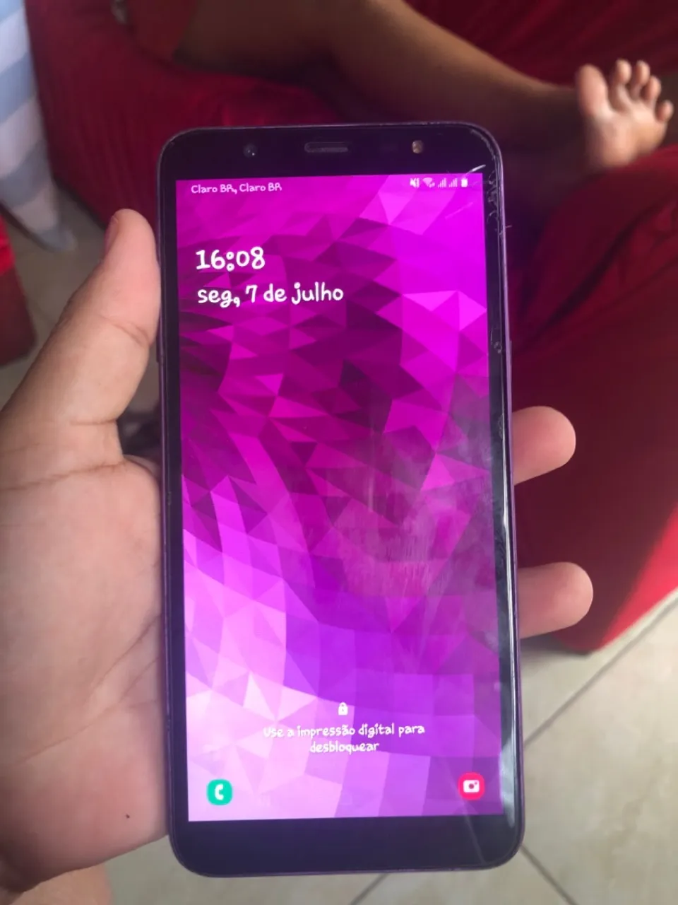 Vendo celular J8