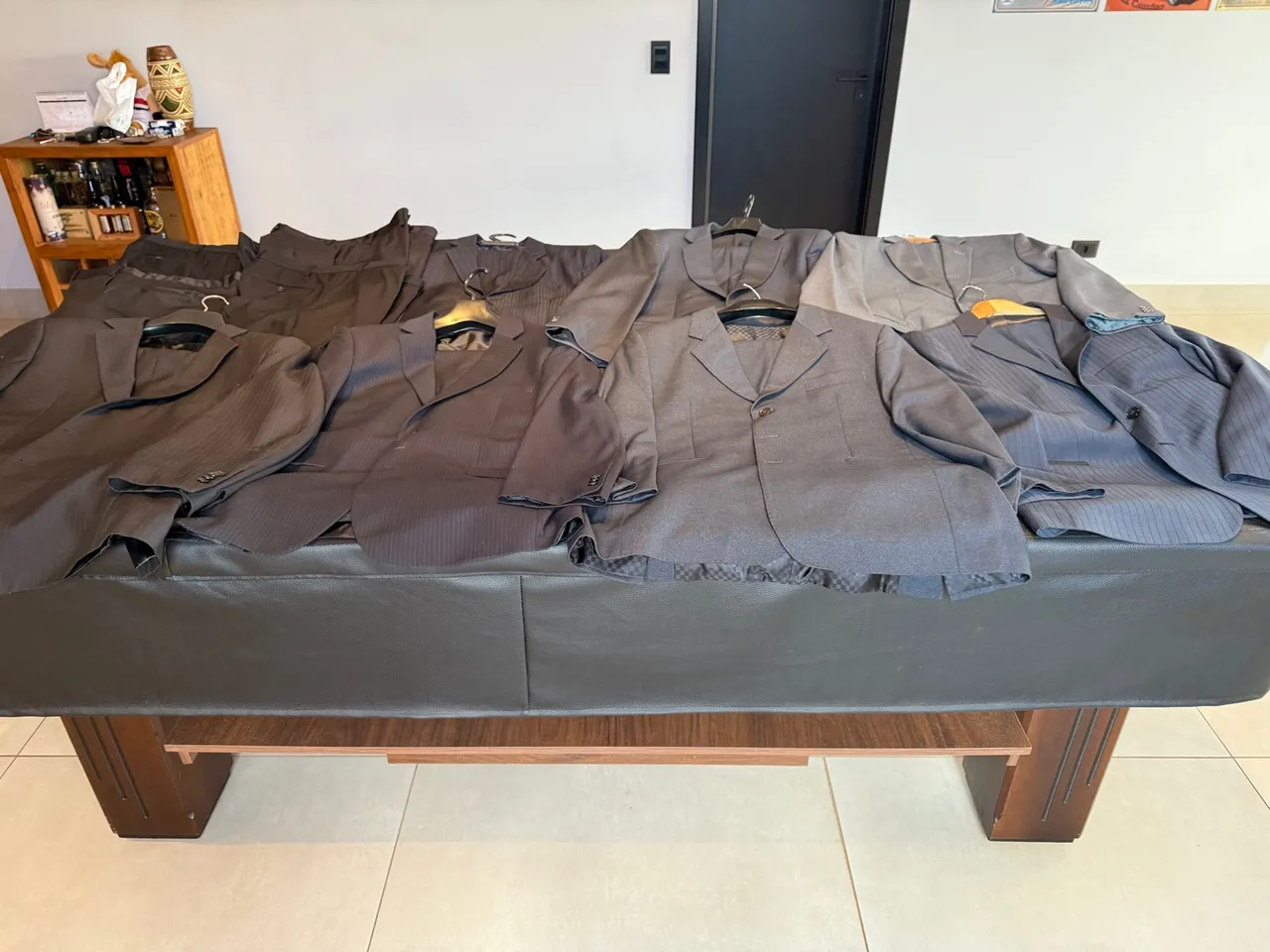 Terno Masculino + Calça (R$ 108,33 cada peça)