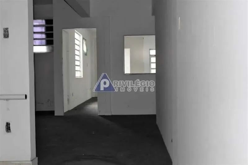 Prédio comercial no Humaitá composto de 3 andares !!! - Foto 5