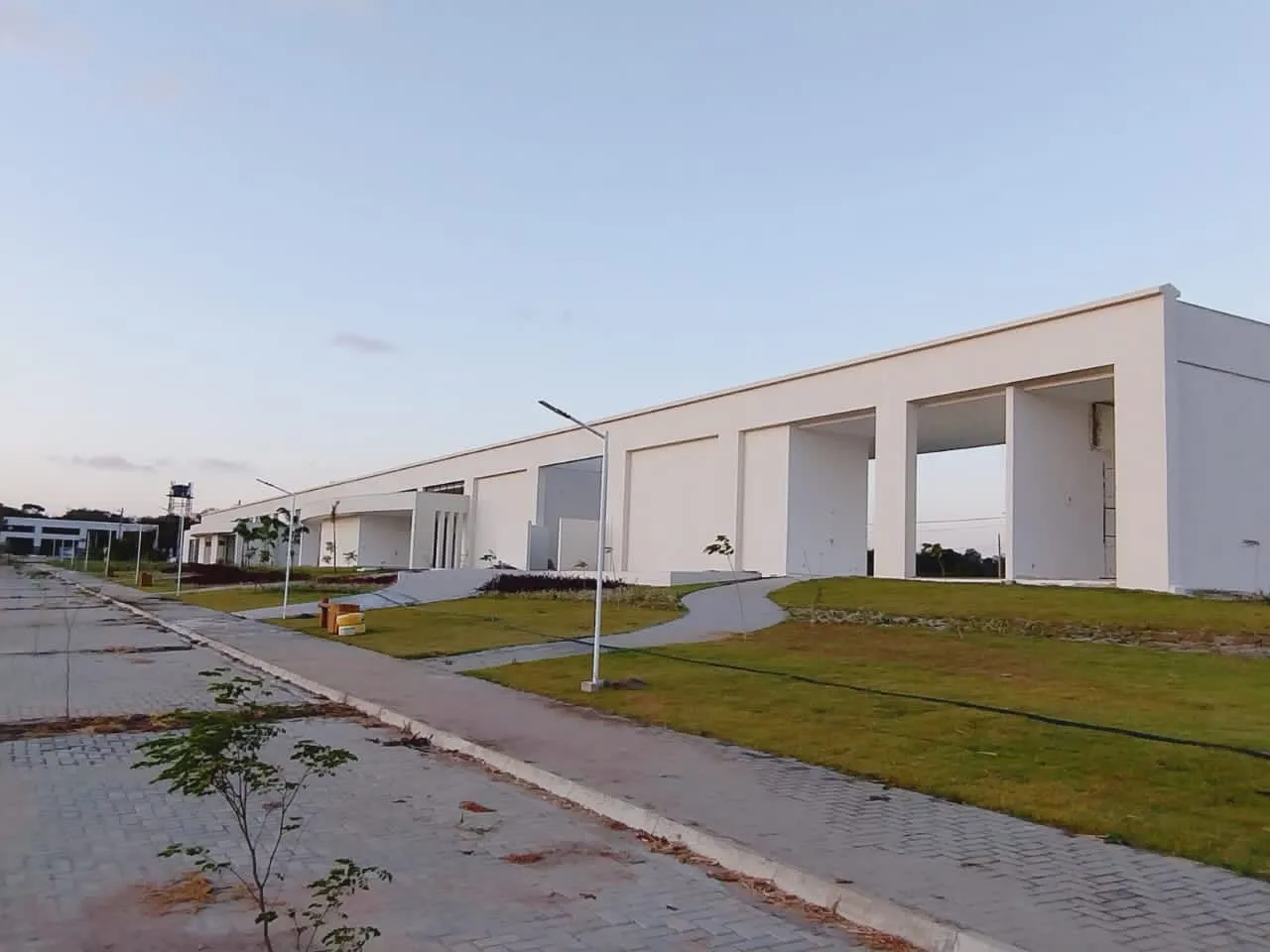 LOTE NO CONDOMÍNIO ECOPARK 