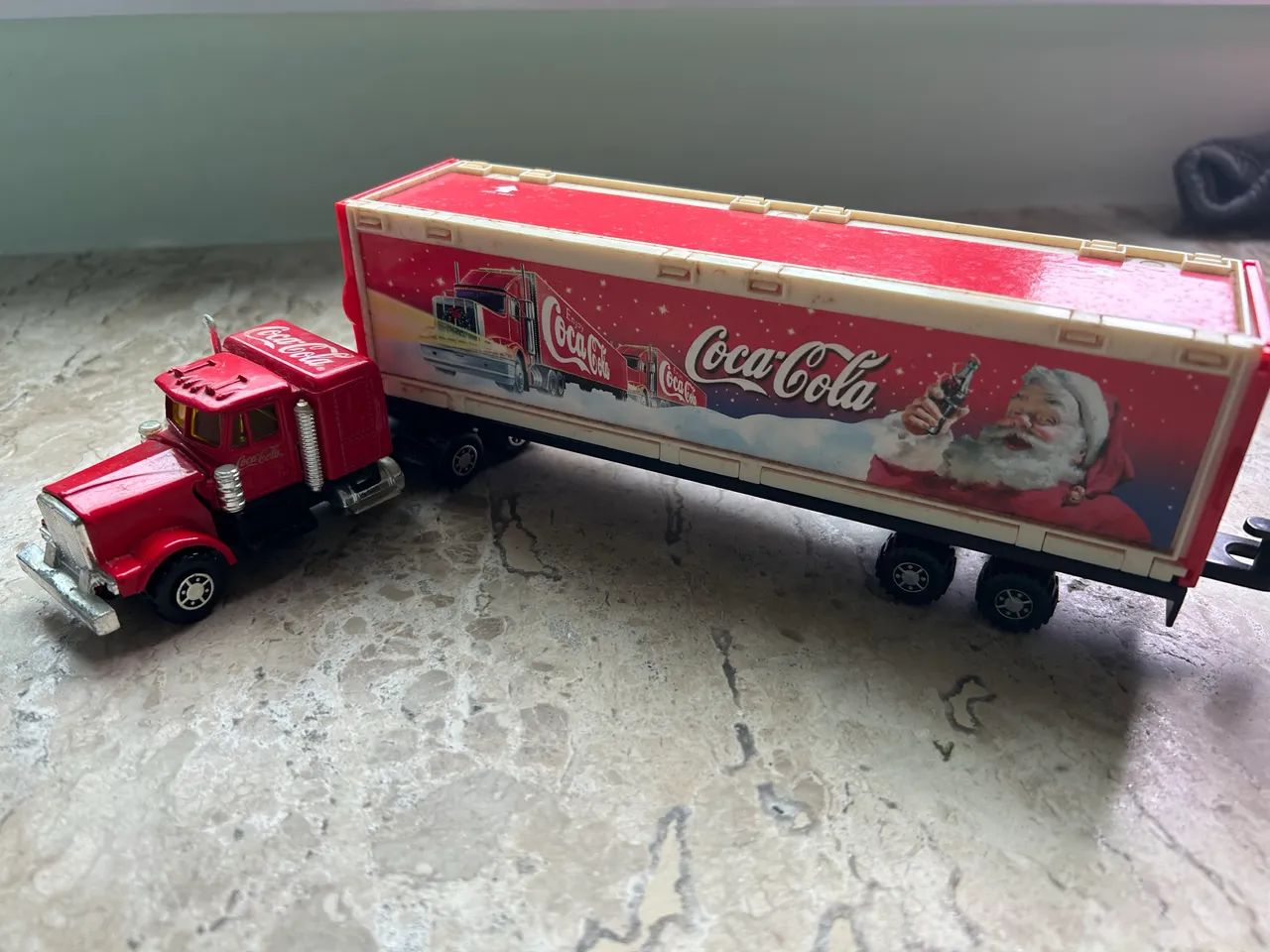 Caminhãozinho da Coca Cola para colecionadores