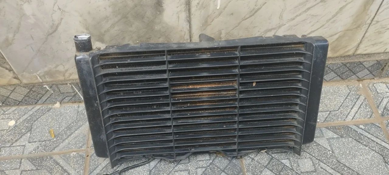 Radiador da Hornet 600 - Foto 4
