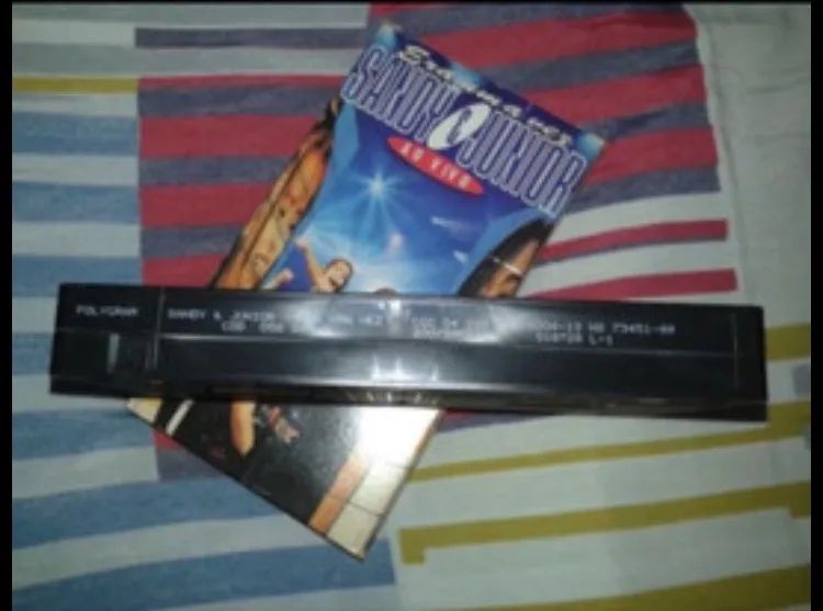 Fita VHS - Sandy e Júnior - Raridade - Foto 3