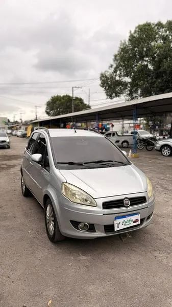 Fiat Idea Attractive 1.4 Fire Flex 8V 5P 2011 - Foto 3
