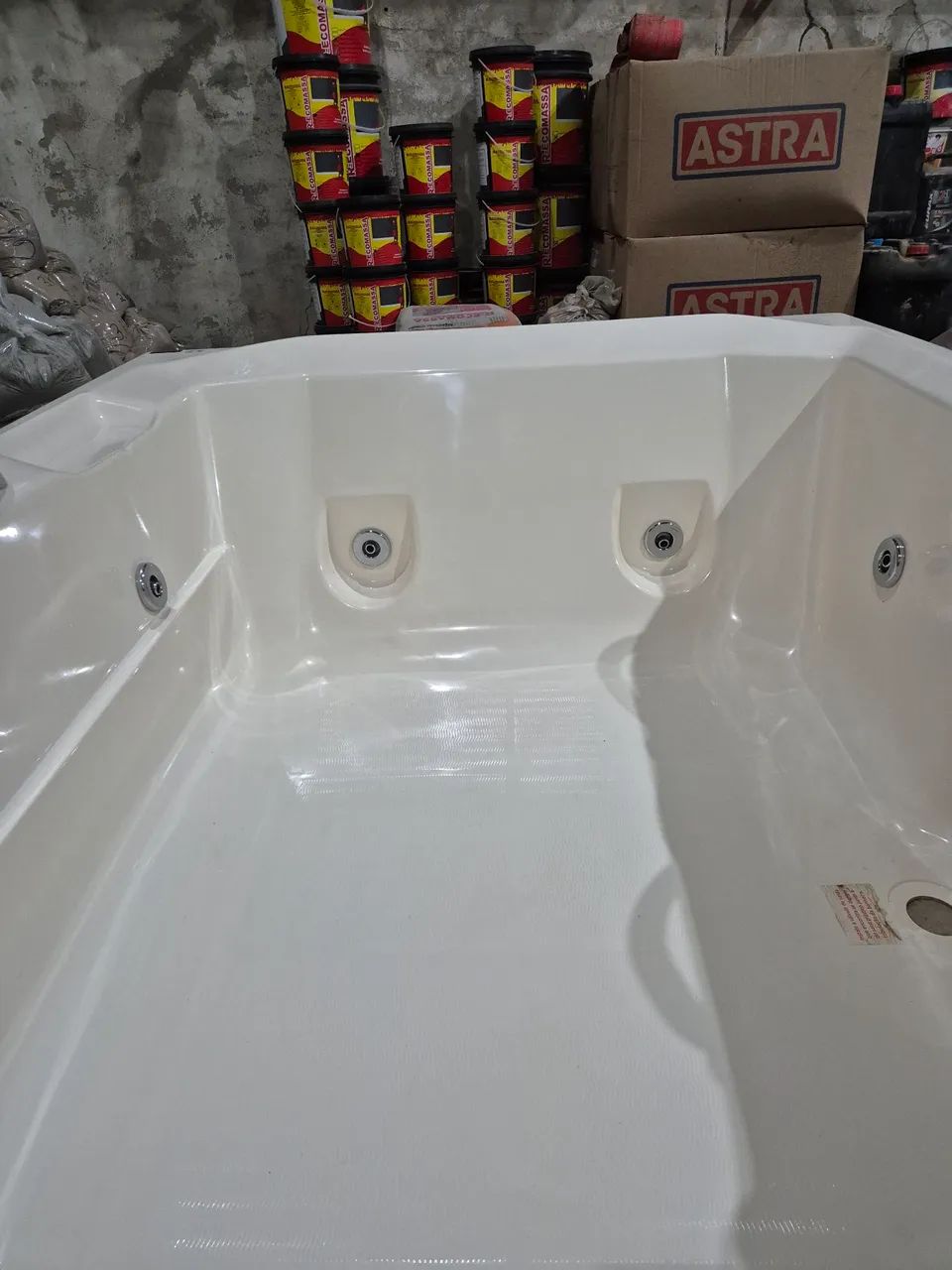 Vende-se Banheira de Hidromassagem Astra - Foto 5
