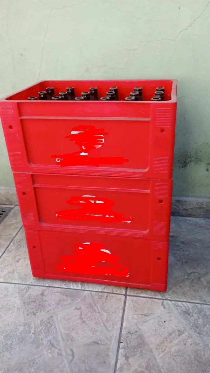 Engradado de cerveja com vasilhames 300ml
