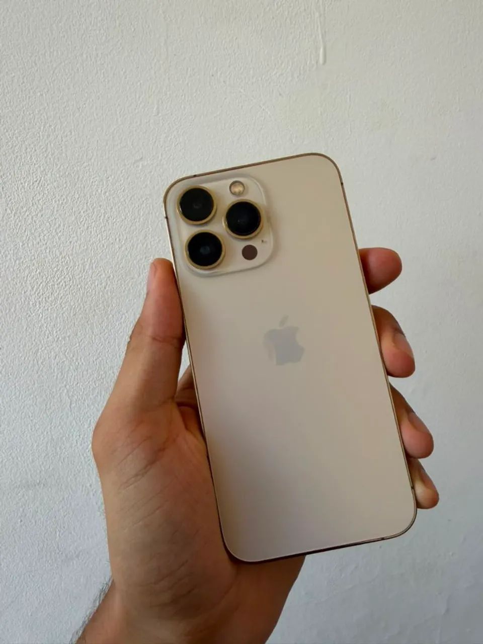 iPhone 13 Pro - Gold - Foto 2