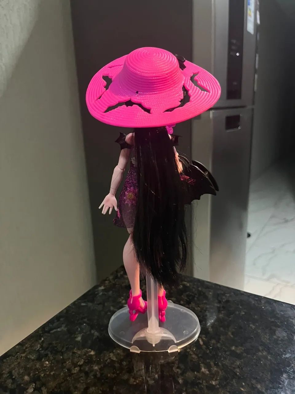 Boneca Draculaura Scare Adise G3 - Foto 3