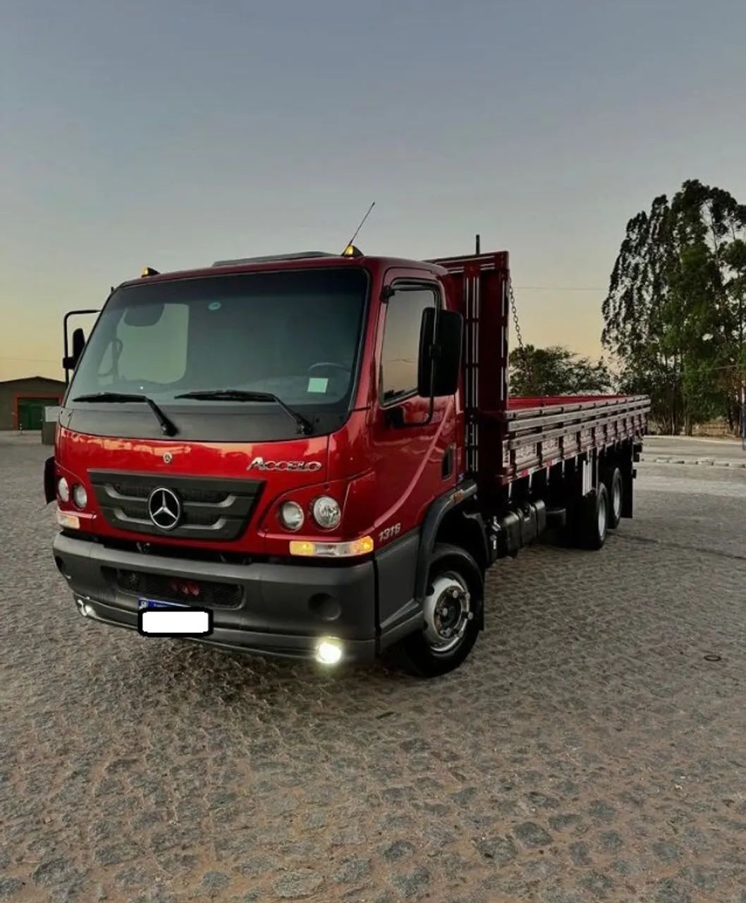 mb accelo 1316 6x2 2014  - Foto 2