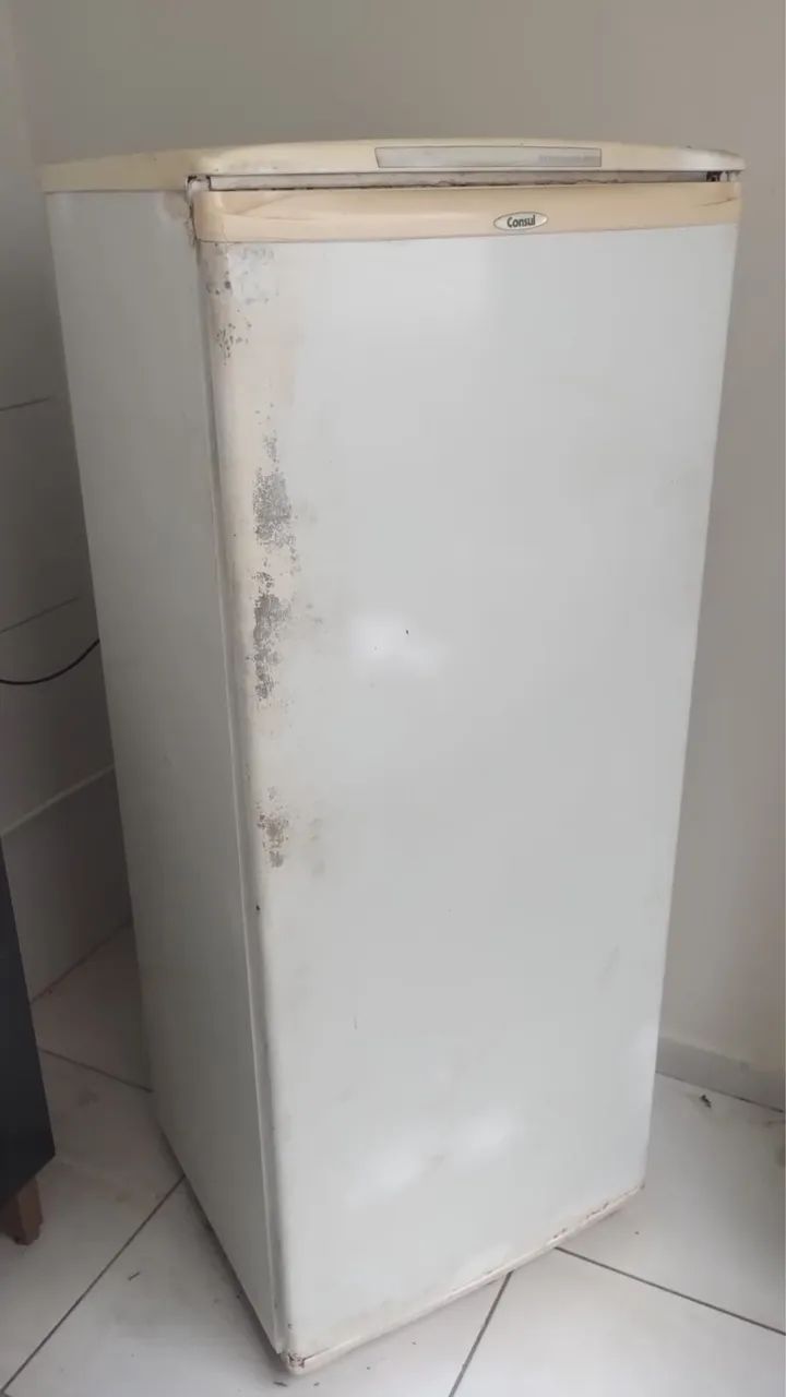 Geladeira pra vender rápido - Foto 2