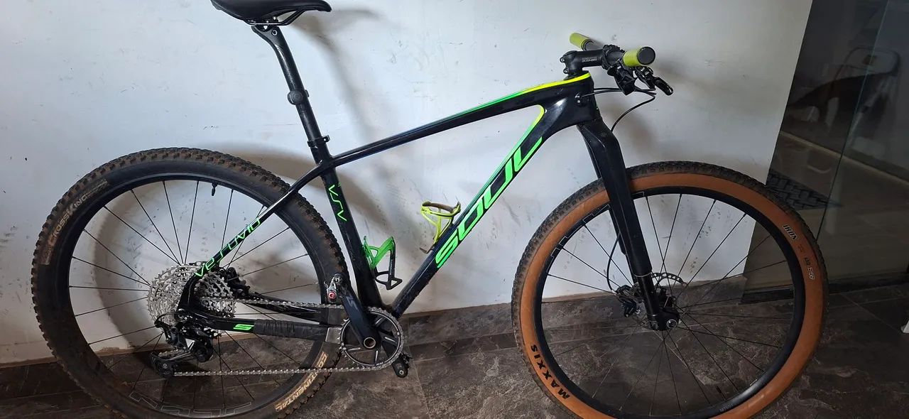 Bike carbono aro 29