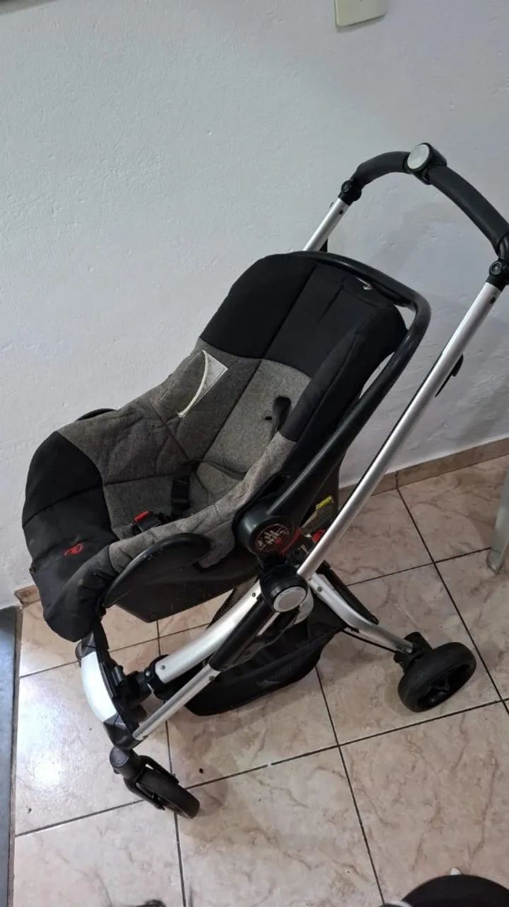 Carrinho de bebê 3em1.