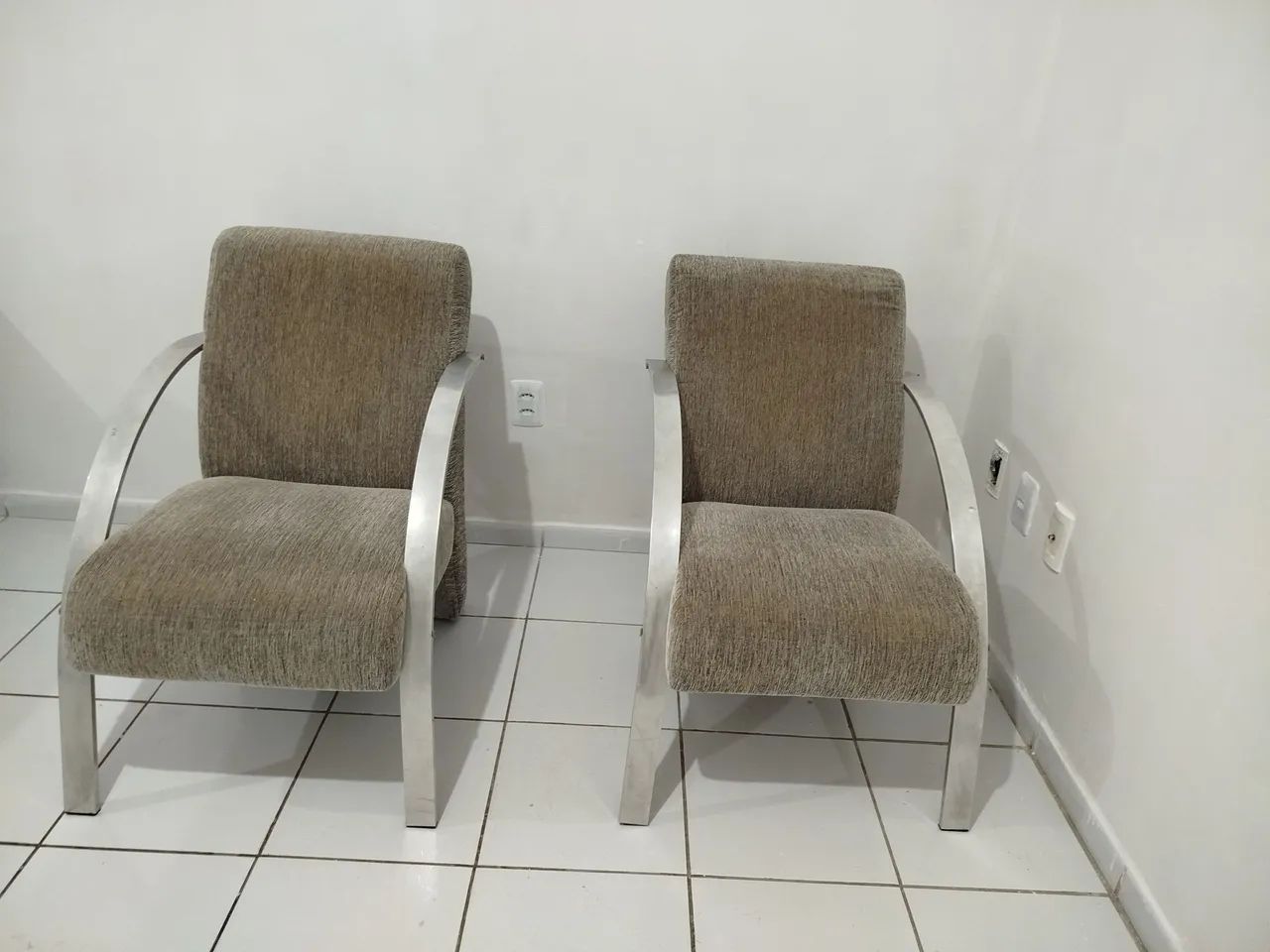 Poltronas64985853947010120